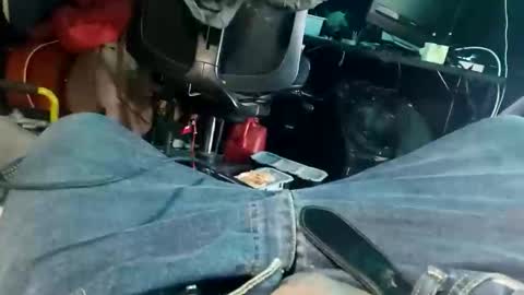 Calisguitar online show from 11-30-25, 09:08