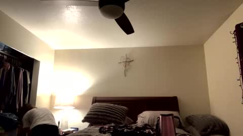 Snapshot of calishop1 chatting on 01-06-25, 02:37 calishop1 online show from 01-06-25, 02:37