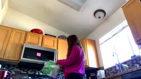 Snapshot of calishop1 chatting on 02-28-25, 07:14 calishop1 online show from 02-28-25, 07:14