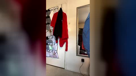 Snapshot of calishop1 chatting on 02-08-26, 07:28 calishop1 online show from 02-08-26, 07:28