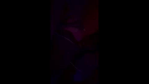 Snapshot of calishop1 chatting on 05-12-26, 04:09 calishop1 online show from 05-12-26, 04:09