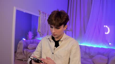 Snapshot of call__me_leo chatting on 12-14-24, 07:40 Call me Leo online show from 12-14-24, 07:40