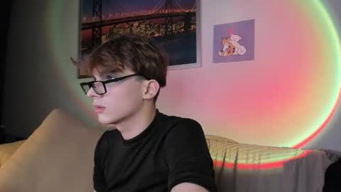 Snapshot of call__me_leo chatting on 02-06-25, 12:00 Call me Leo online show from 02-06-25, 12:00