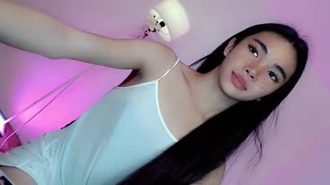 Snapshot of call_me_nina chatting on 05-14-26, 03:02 call_me_nina online show from 05-14-26, 03:02