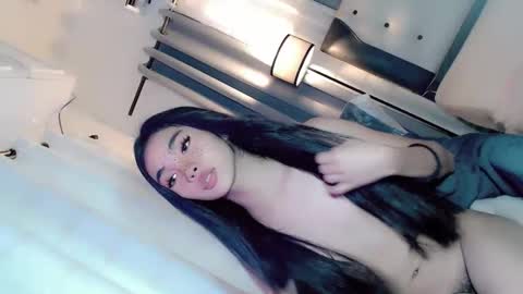 Snapshot of call_me_nina chatting on 05-19-26, 07:47 call_me_nina online show from 05-19-26, 07:47