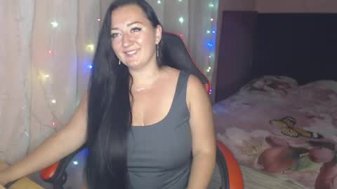 Snapshot of call_me_shaya chatting on 05-27-26, 03:31 Shaya online show from 05-27-26, 03:31