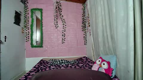 Snapshot of callme_lolas chatting on 03-16-26, 05:44 paula online show from 03-16-26, 05:44