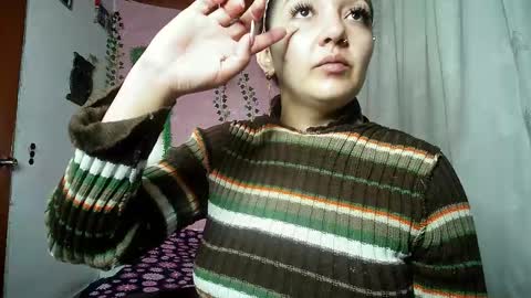 Snapshot of callme_lolas chatting on 04-01-26, 05:41 paula online show from 04-01-26, 05:41