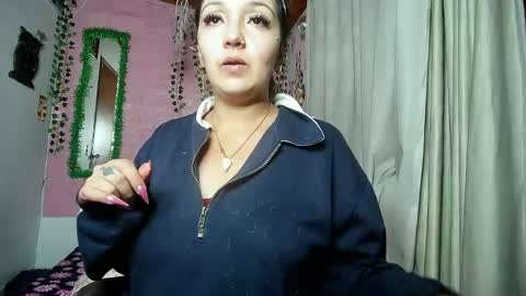 Snapshot of callme_lolas chatting on 04-09-26, 03:06 paula online show from 04-09-26, 03:06