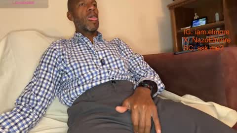 My name is Robert  Dont be shysay hi I love to chat. For requests or dirty talk please use tips  online show from 06-03-26, 03:53