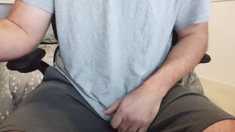 Snapshot of callmeroger33 chatting on 02-25-26, 04:38 callmeroger33 online show from 02-25-26, 04:38