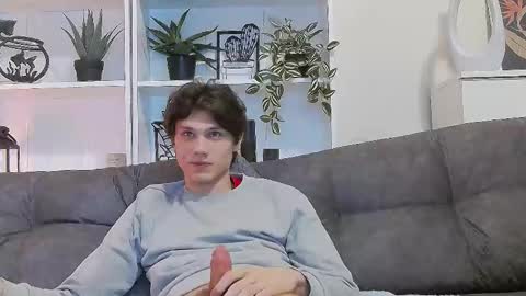 Snapshot of calvin_cay chatting on 03-10-25, 08:23 Calvin online show from 03-10-25, 08:23