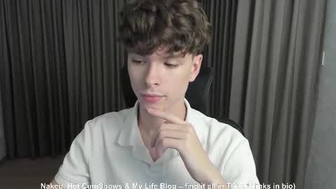 Hey I am Calvin  online show from 12-03-25, 02:15