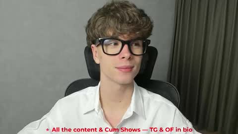 Hey I am Calvin  online show from 02-11-26, 05:18