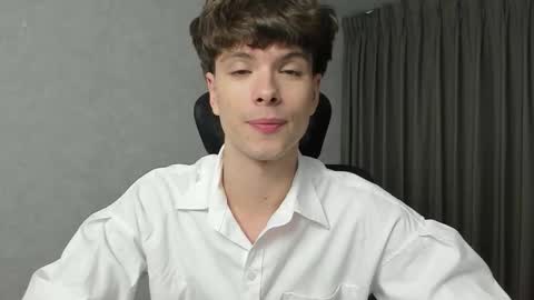 Hey I am Calvin  online show from 03-06-26, 05:09