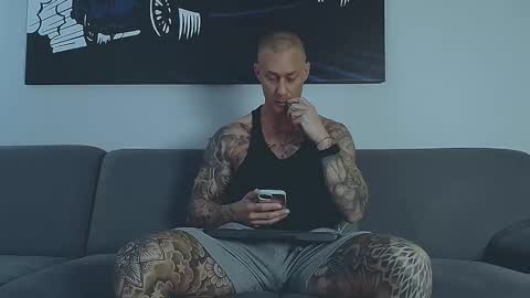 Calvin  online show from 02-27-26, 07:41