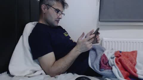 Snapshot of calvinjohnlad chatting on 12-02-24, 04:31 Calvinjohnlad online show from 12-02-24, 04:31