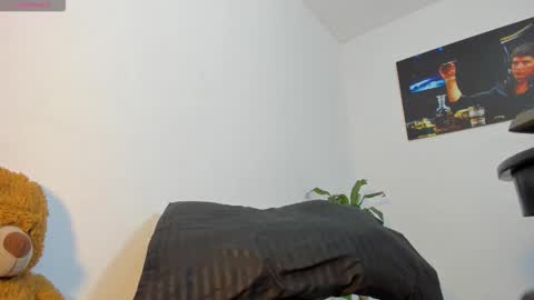 luxxx online show from 12-14-25, 03:17