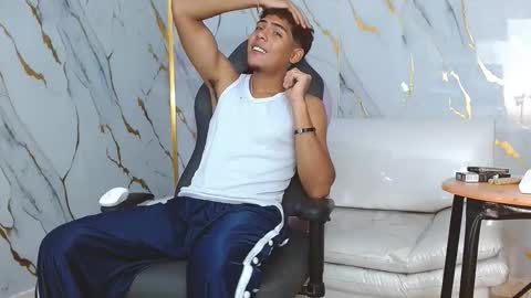 cam_xman online show from 01-07-26, 03:31