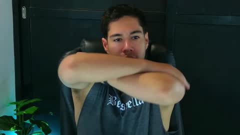 camara110 online show from 02-15-25, 02:04