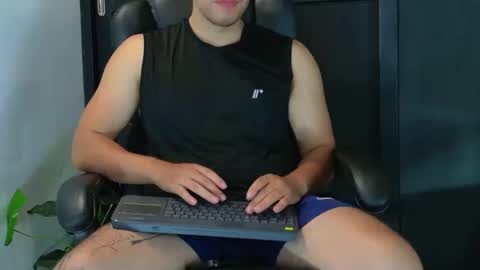 camara110 online show from 09-10-25, 03:06