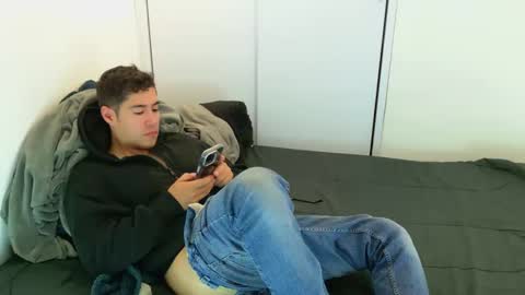 camara110 online show from 10-25-25, 08:03