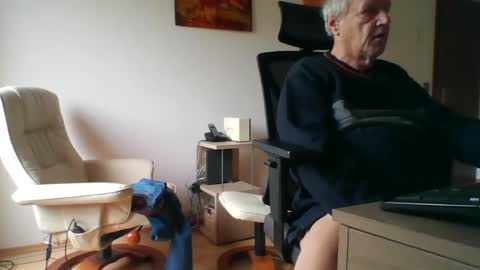 camcologne online show from 12-10-24, 12:05