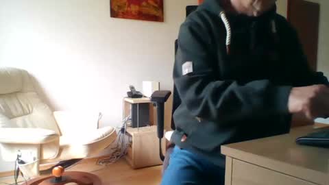 camcologne online show from 02-11-25, 10:59