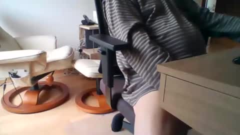 camcologne online show from 09-30-25, 07:35