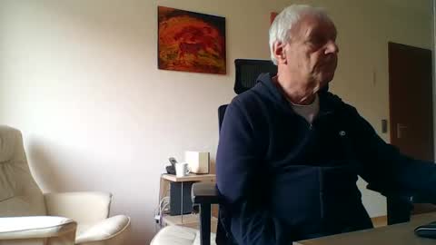 camcologne online show from 02-18-26, 09:49