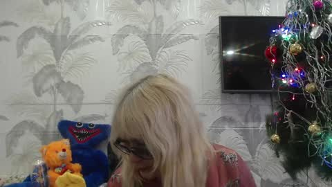 CamDiva1 online show from 01-22-25, 10:50