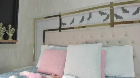 cameron_hearts online show from 10-18-25, 11:44