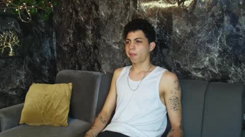 Snapshot of cameron_lux4 chatting on 01-16-26, 12:42 CAMERON online show from 01-16-26, 12:42