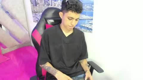 CAMERON online show from 07-05-26, 03:23