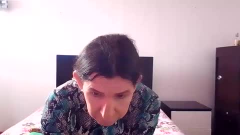 Mara Catalina Romero Ordez online show from 10-22-25, 05:34