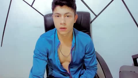 Snapshot of cameron_re chatting on 02-03-25, 06:34 cameron_re online show from 02-03-25, 06:34