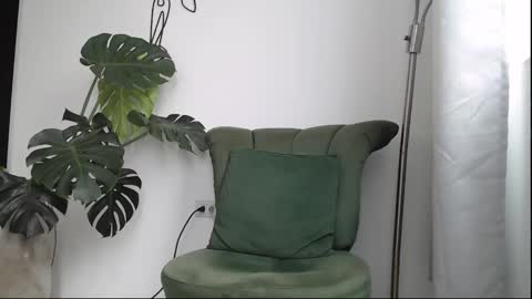 Snapshot of cameronboyx chatting on 03-12-26, 09:21 Jose online show from 03-12-26, 09:21