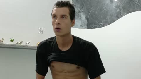 Snapshot of cameronsilverman chatting on 06-13-26, 07:23 cameronsilverman online show from 06-13-26, 07:23