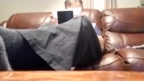 Snapshot of camguy2425 chatting on 10-07-25, 02:09 CamGuy online show from 10-07-25, 02:09