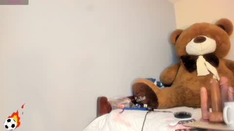cami online show from 07-04-26, 04:18