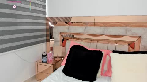 camii  online show from 12-21-25, 09:33