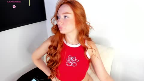 Snapshot of cami_lovers1 chatting on 05-17-26, 01:58 camii online show from 05-17-26, 01:58