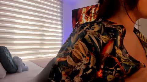 camila   online show from 01-31-25, 04:06