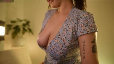 camila   online show from 09-27-25, 12:48