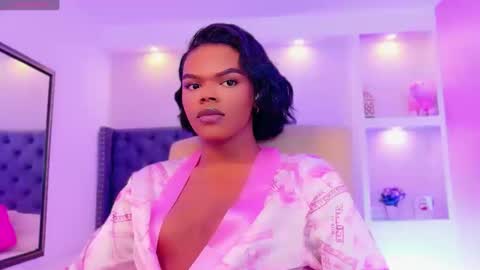 camiestrada online show from 09-10-25, 08:53