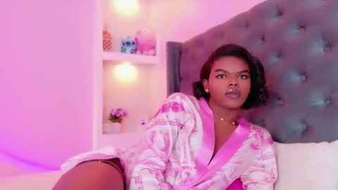 camiestrada online show from 10-05-25, 11:02