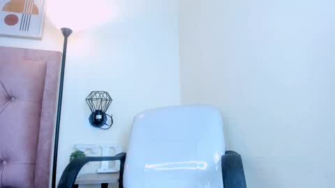 CAMI  online show from 03-07-25, 04:11