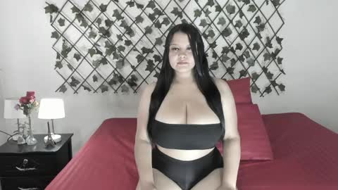 Snapshot of camihotboobs chatting on 05-25-26, 12:44 camihotboobs online show from 05-25-26, 12:44