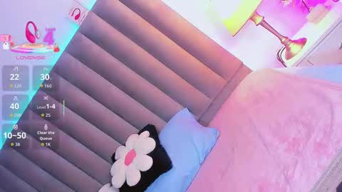 CamiiGarcia  online show from 10-24-25, 10:06