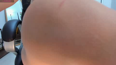 Camila online show from 01-09-25, 05:13